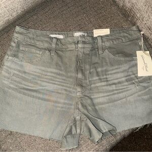 Universal Thread Denim shorts Size 14